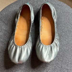 Tieks Flats - Metallic Pewter - Size 6